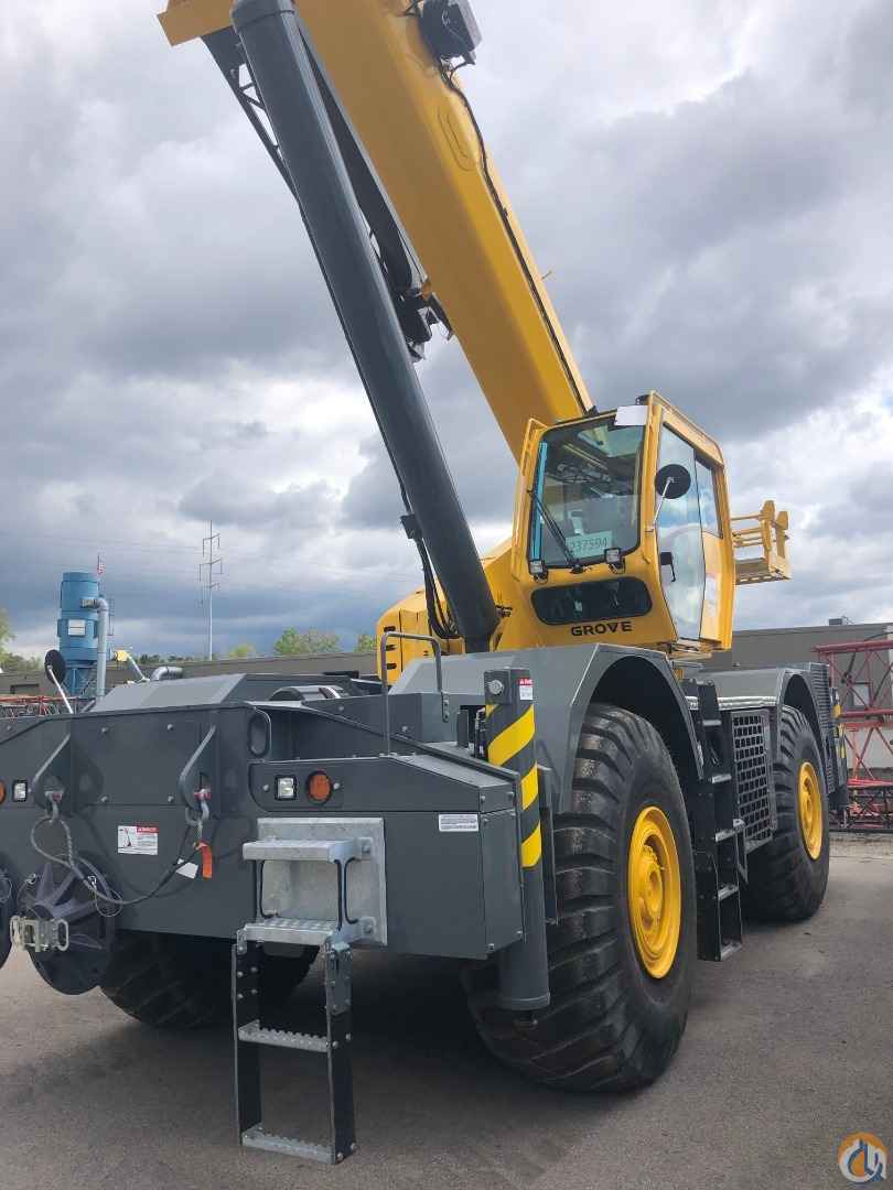 2023 Grove GRT880