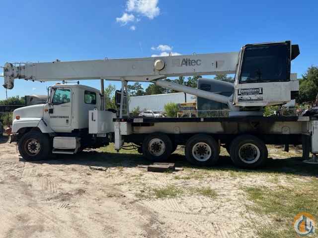 2006 Altec AC38-127