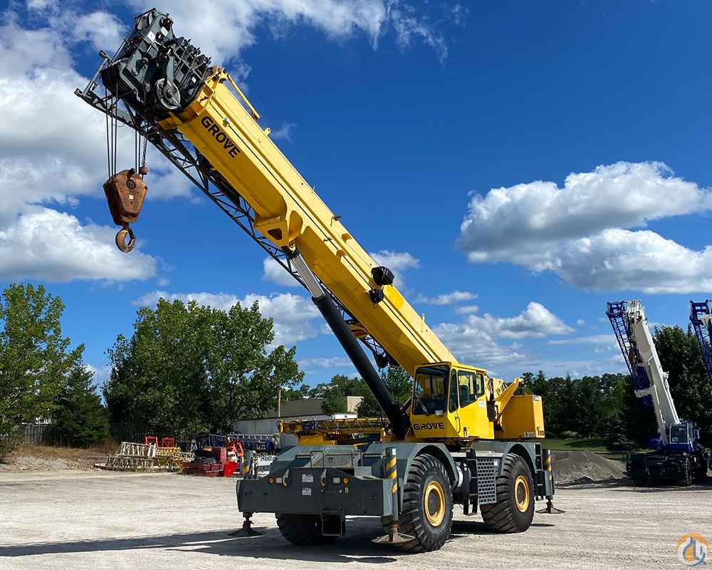 2006 Grove RT890E