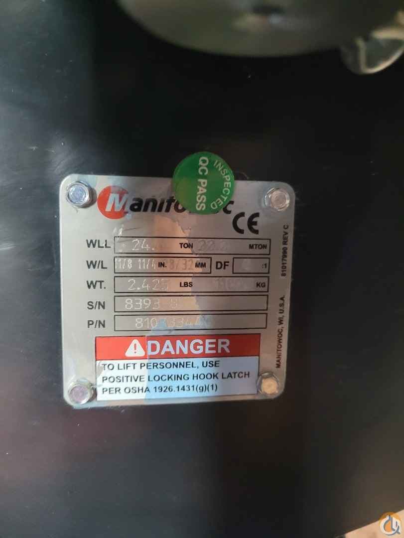 New Manitowoc 24.4 Ton Headache Ball