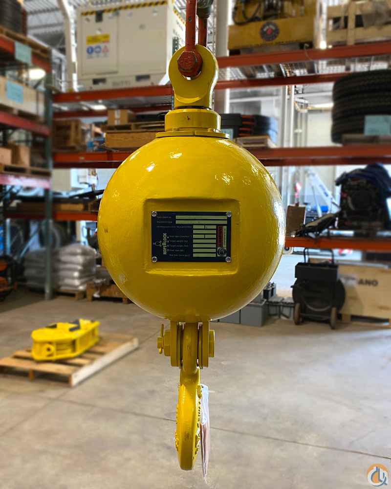 8 TON • TOP SWIVEL • 243 LBS. • NEW! ROPEBLOCK HEADACHE BALL