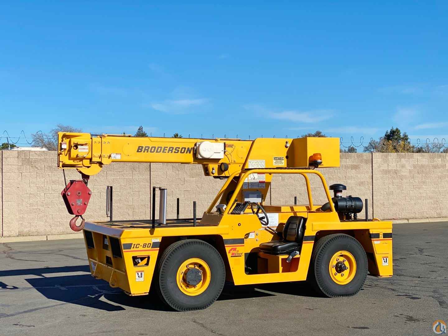 2009 Broderson IC-80-1H