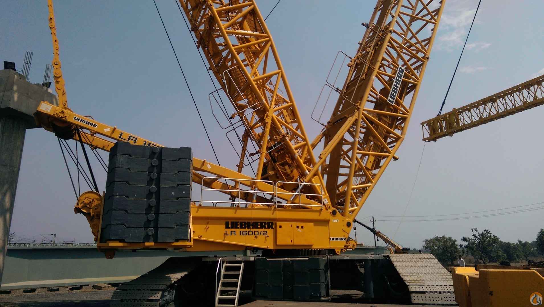 2011 Liebherr LR 1600-2