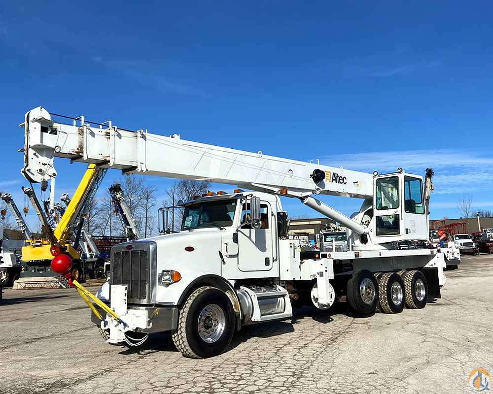 2009 Altec AC38-103S