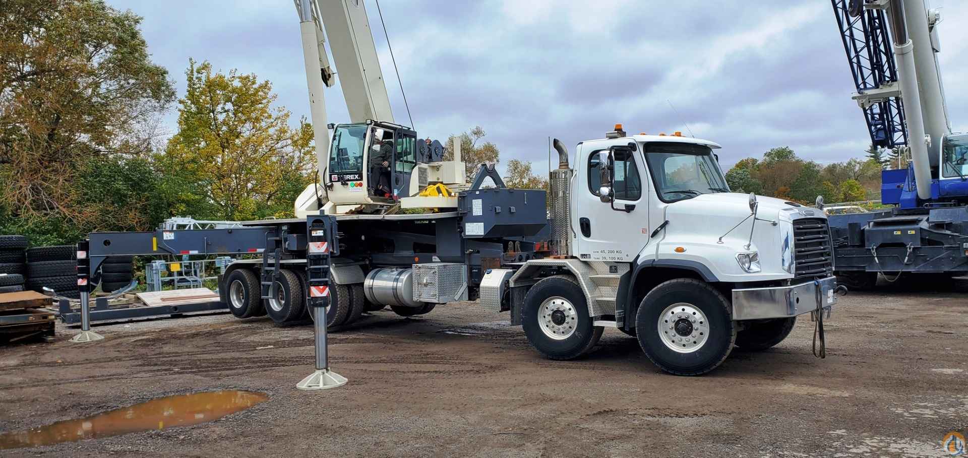 2017 Terex Crossover 8000