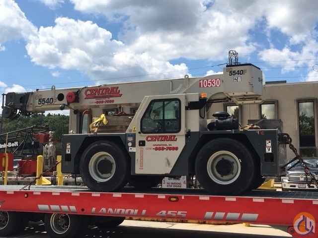 2012 Shuttlelift 5540F