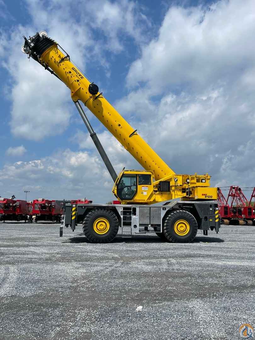 2022 Grove GRT8120