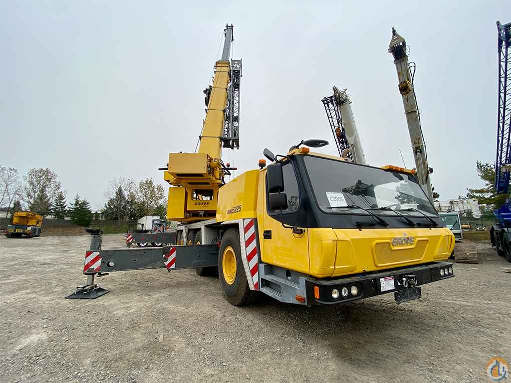 2015 Grove GMK5225