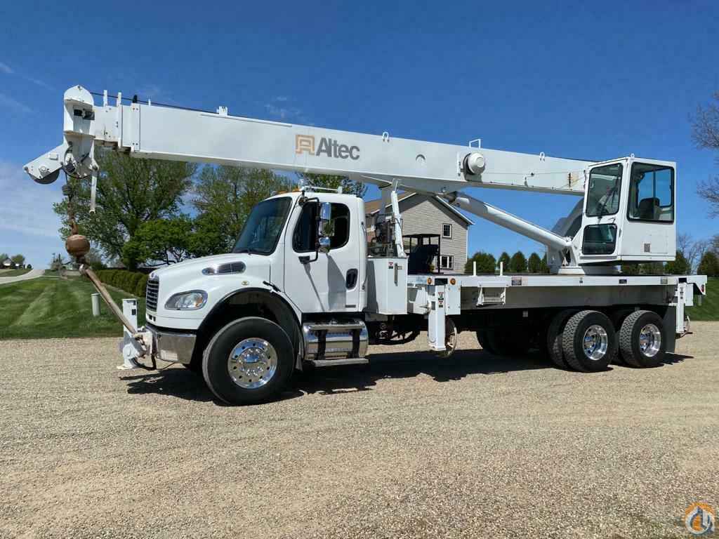 2011 Altec AC30-103S