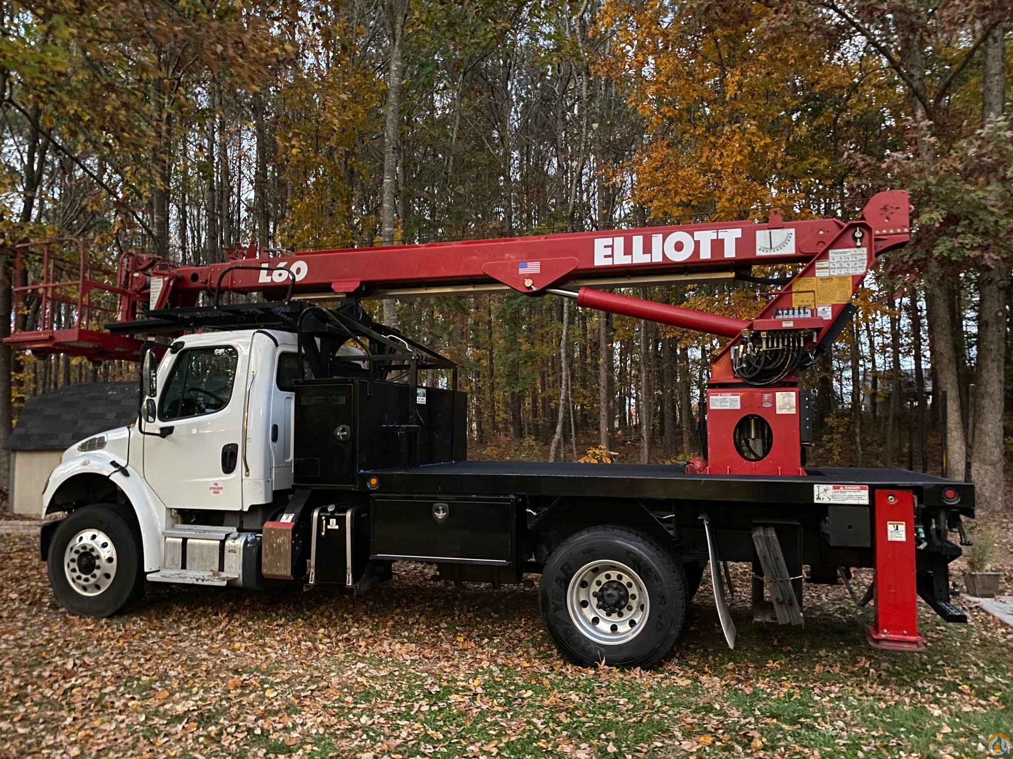 2017 Elliott L60