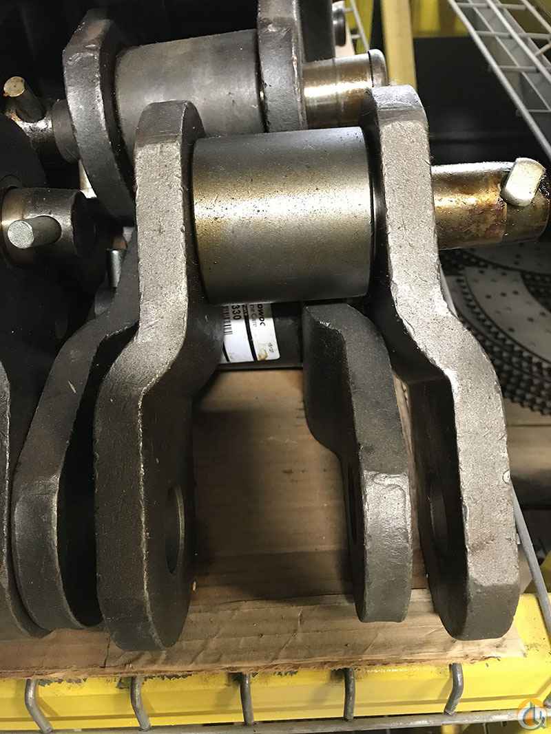 Manitowoc Drive Chain Link