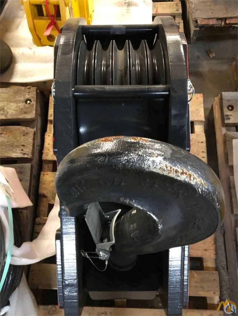 Manitowoc 60 Ton Hook Block