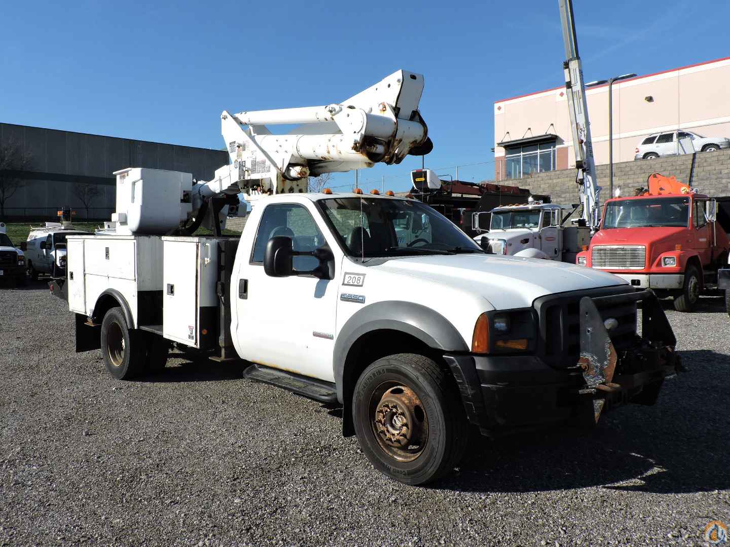 Used Altec TA37M mounted on a 2005 Ford F550