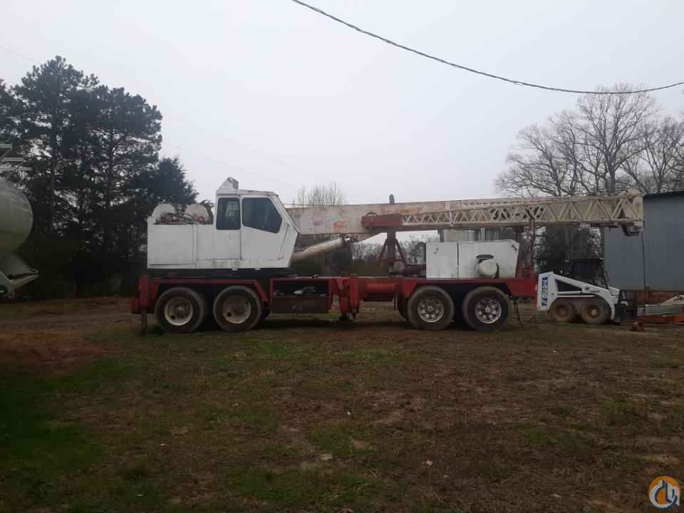 1979 Bucyrus Erie 30-XC, 30 Ton, Hydraulic Truck Crane; CranesList ID: 390