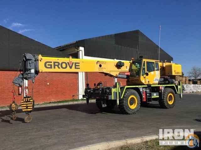 2009 (unverified) Grove RT530E-2 Rough Terrain Crane