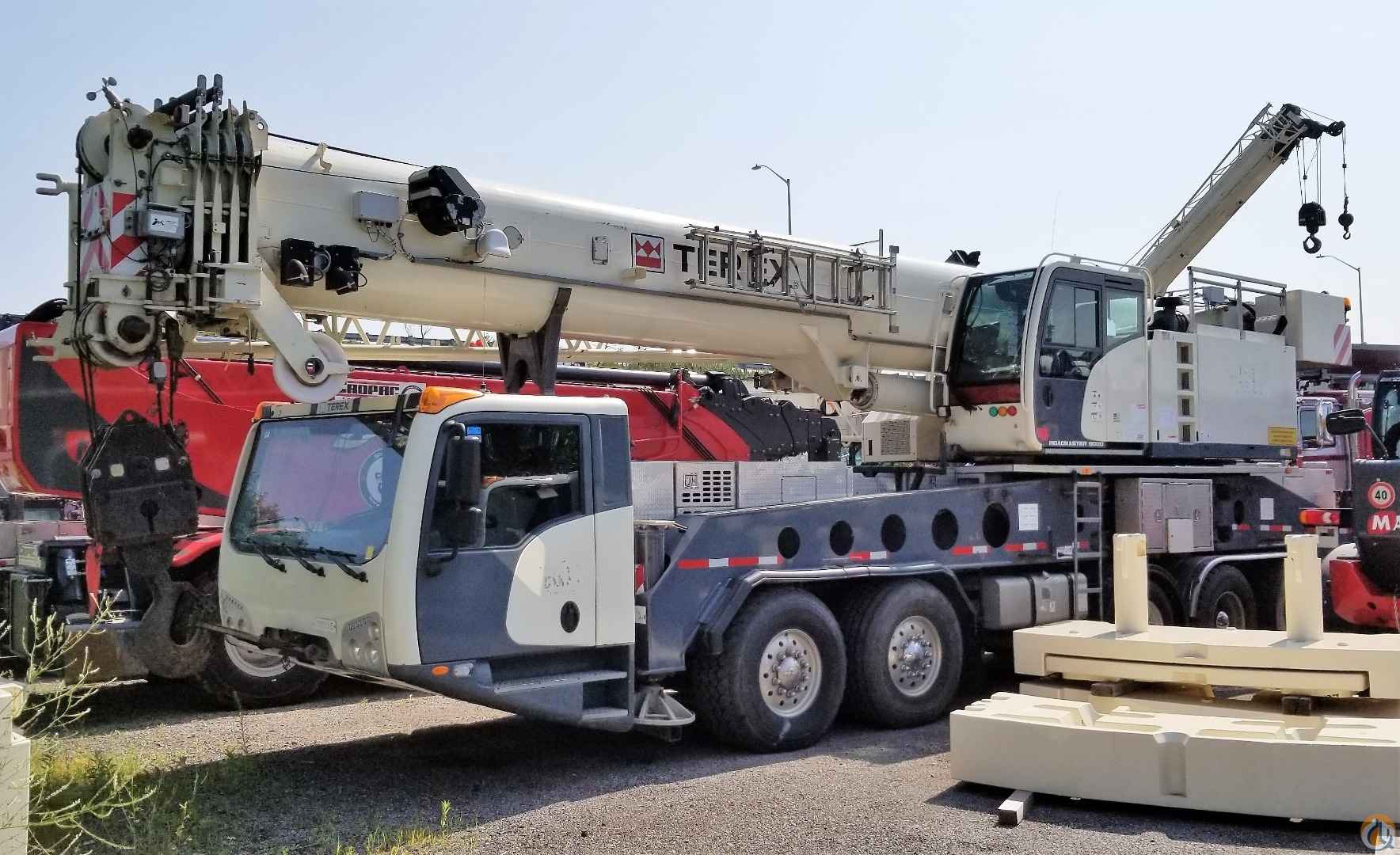 2012 TEREX ROAD MASTER 9000