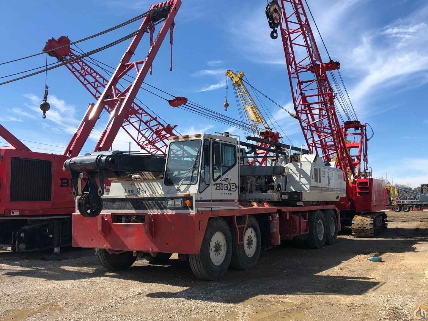 PRICE REDUCED!! 1992 LinkBelt Lattice Boom Truck Crane - HC228 H
