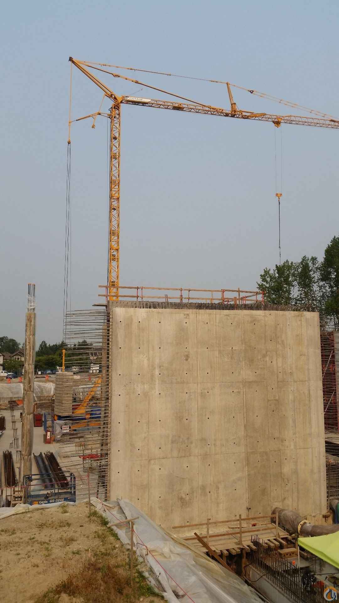 2012 Potain IGO T130