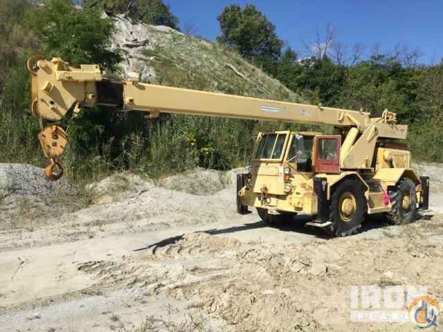 1975 Grove RT620 Rough Terrain Crane