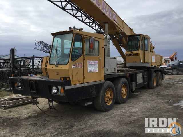 1980 Grove TMS300 Rough Terrain Crane