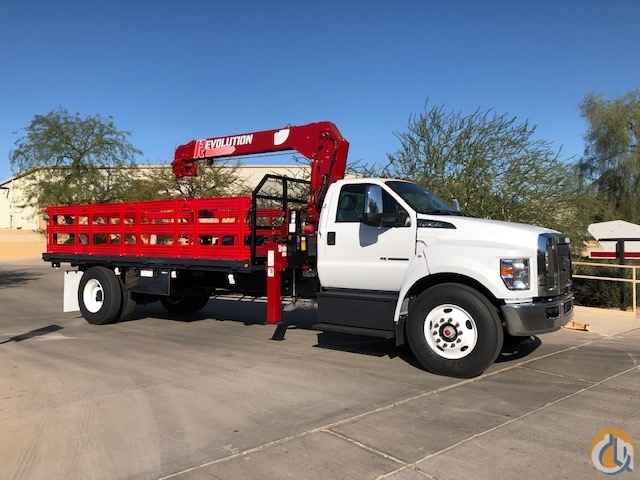 *Non CDL Truck* New Jobsite Loader/Unloader Crane with Flatbed