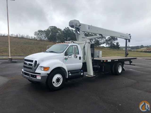 2011 Ford F750 with National 500e2 18 ton boom truck 47k miles