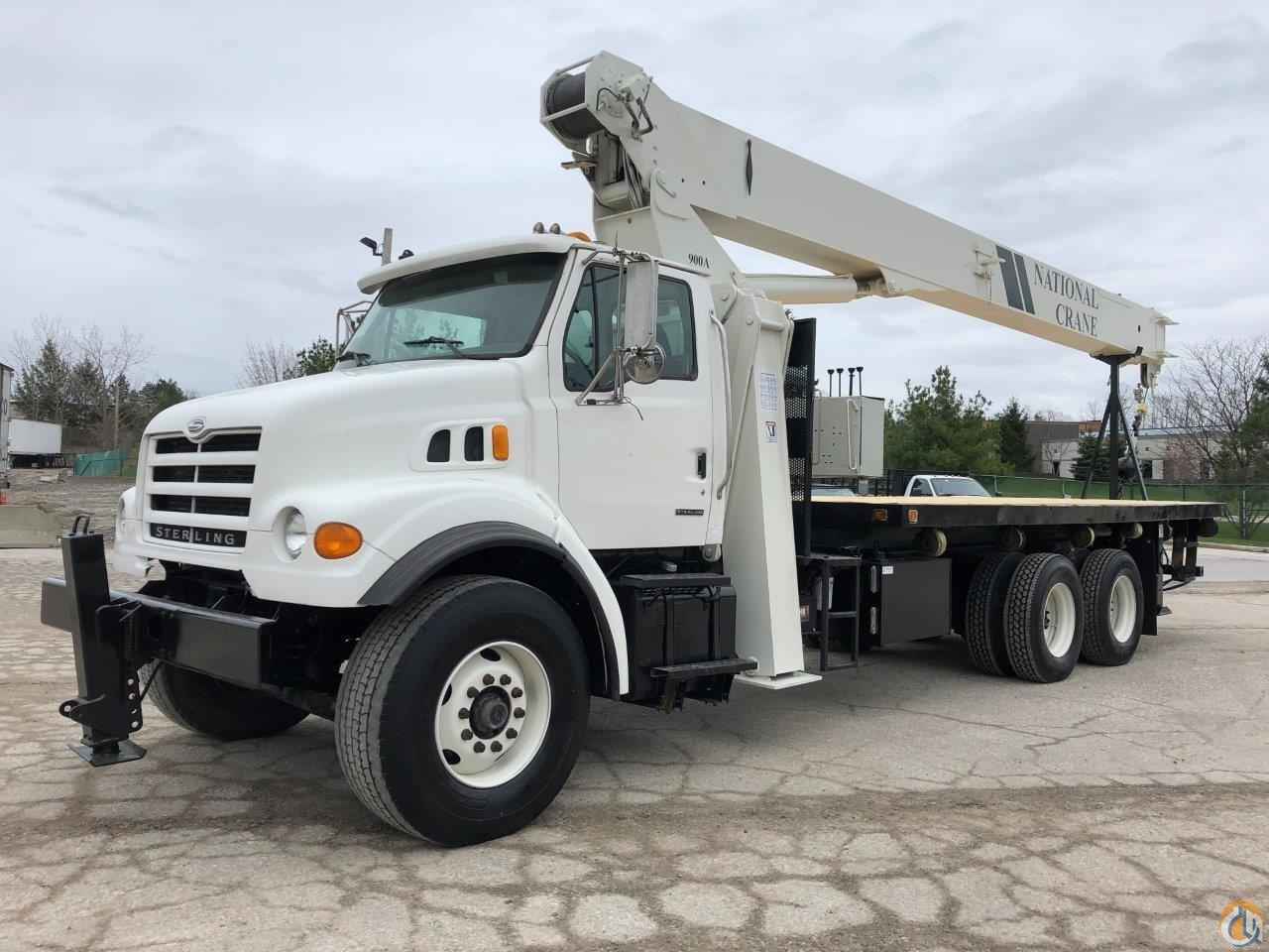 2001 National 9103A 26 ton boom truck