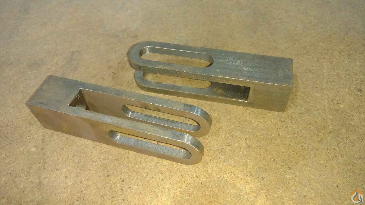 MANITOWOC 79094 ROD ENDS