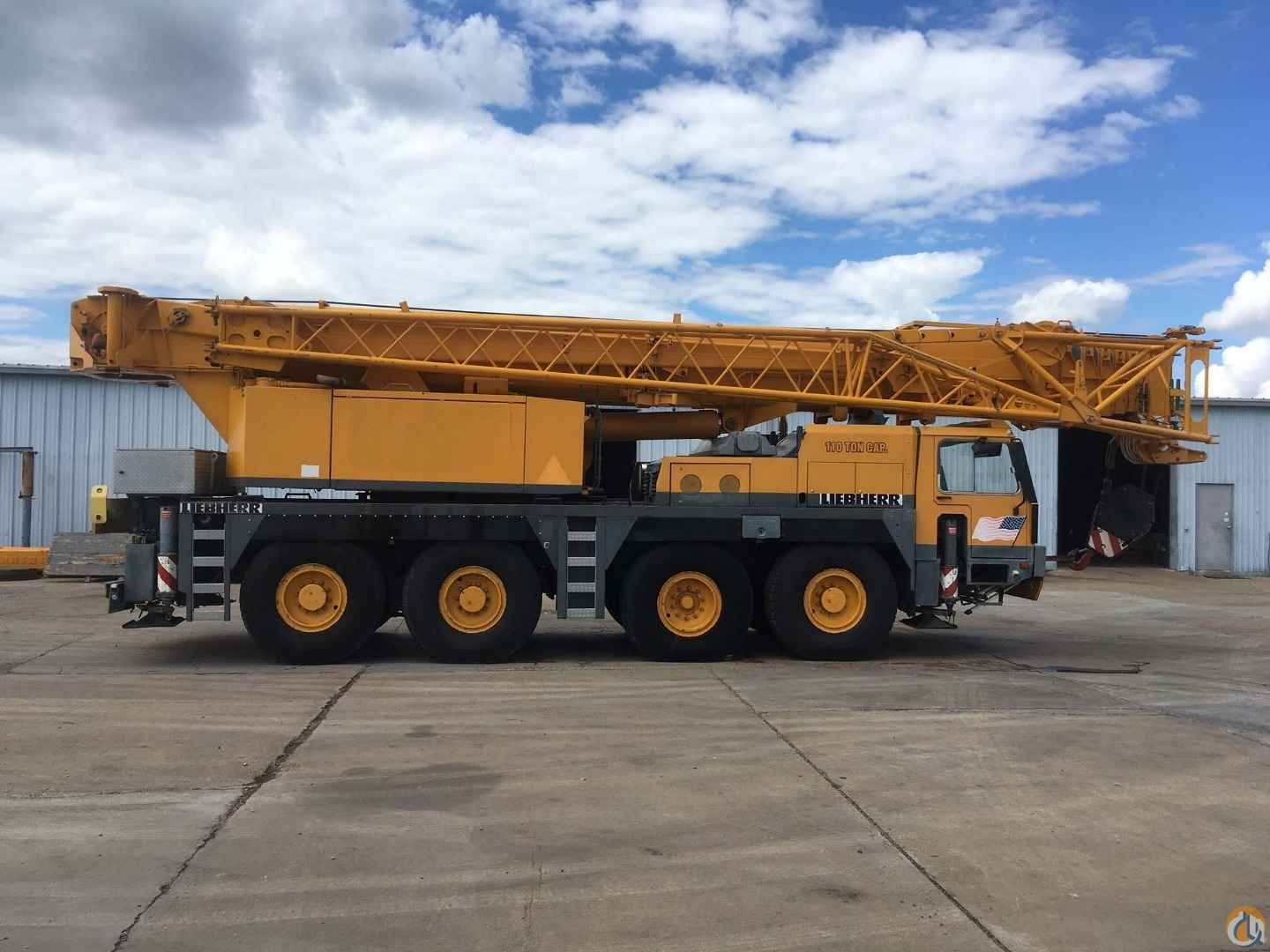 2000 Liebherr LTM1090-2