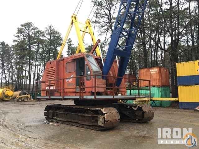 Manitowoc Lattice-Boom Crawler Crane