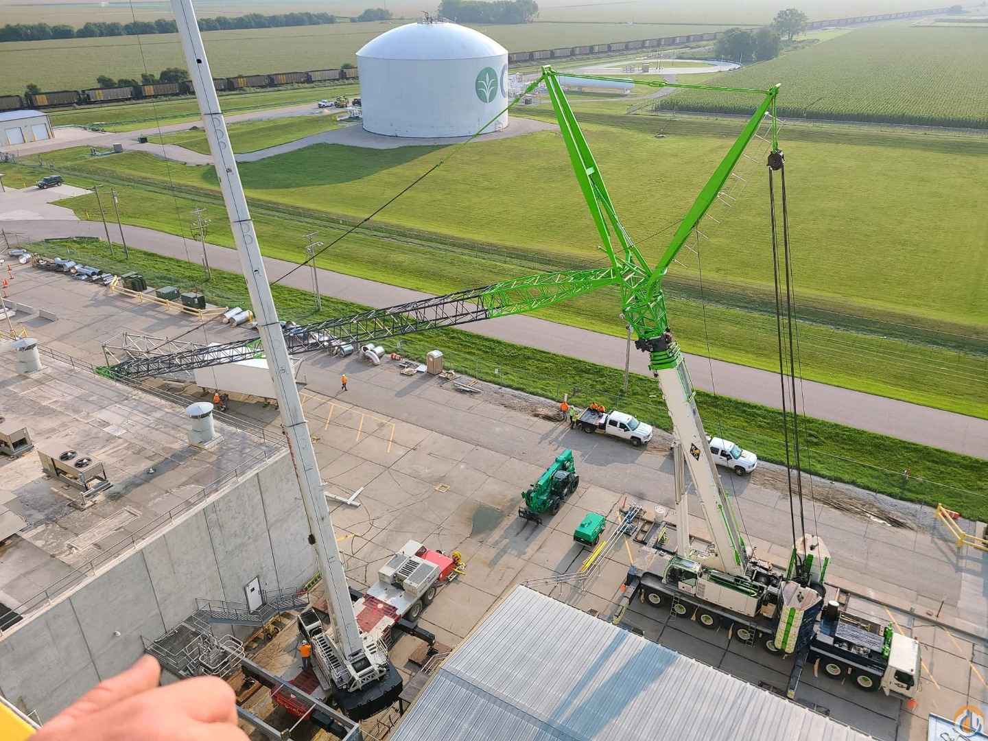 Liebherr LTM 1400 with boom-launch trailer