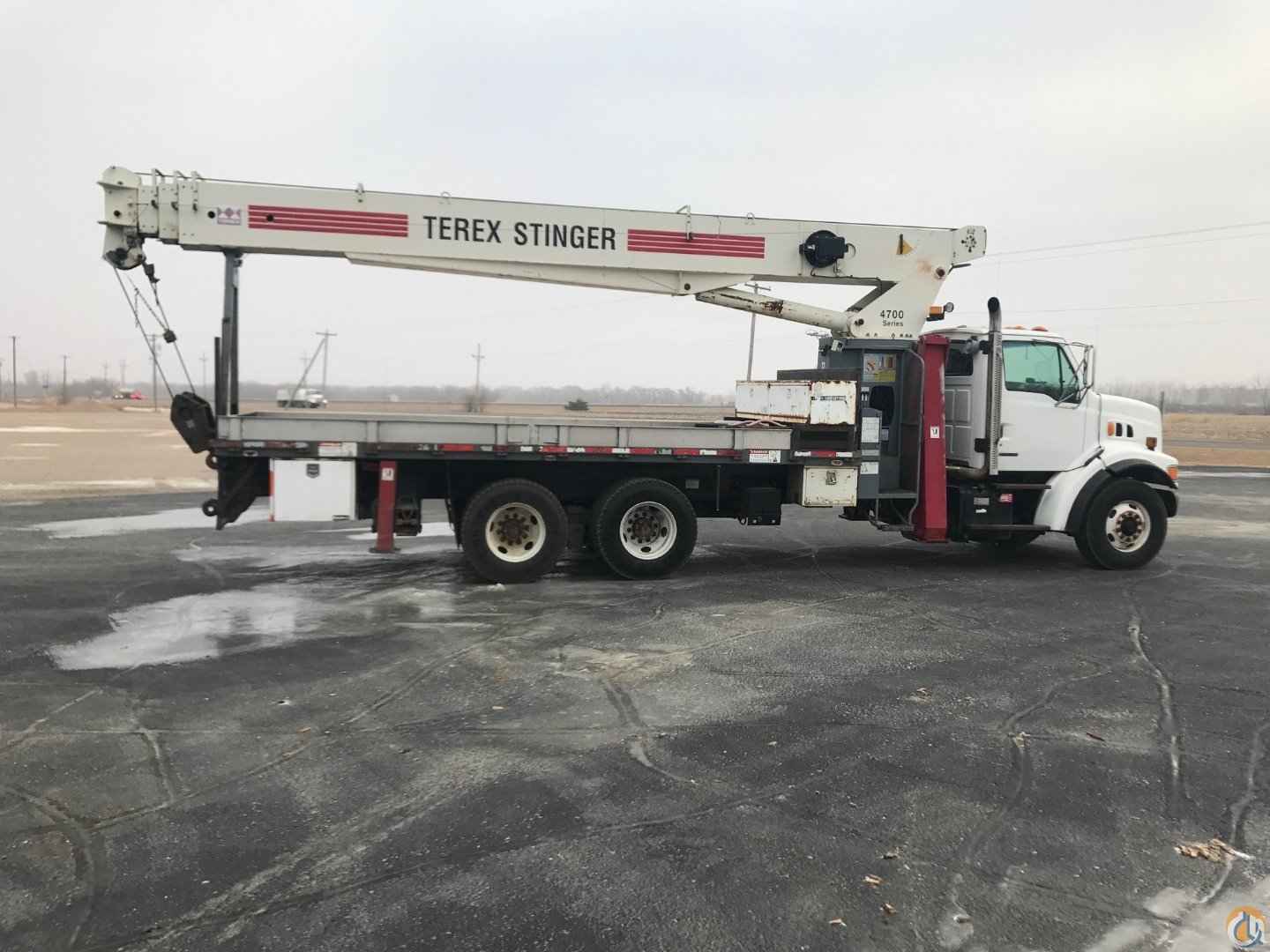 1999 Sterling L 8500