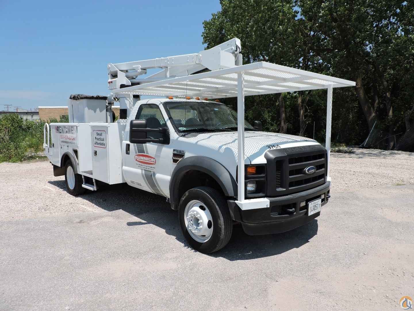 Used Versalift SST-40-EIH bucket truck, 2010 Ford F550