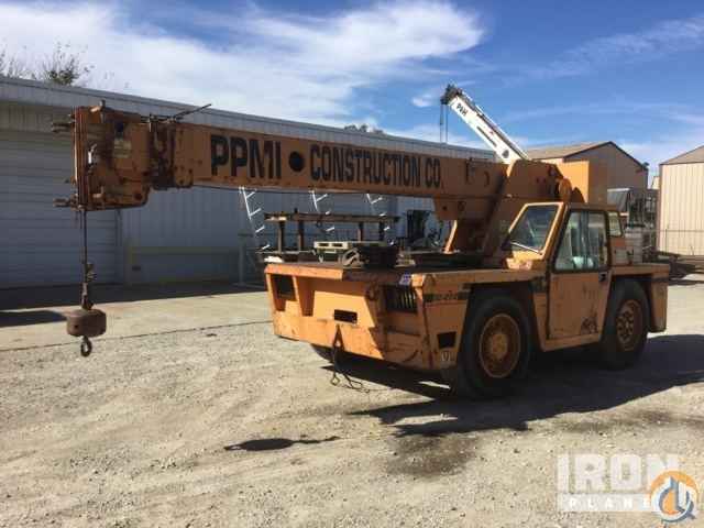 1993 Broderson IC-200-2B Carry Deck Crane
