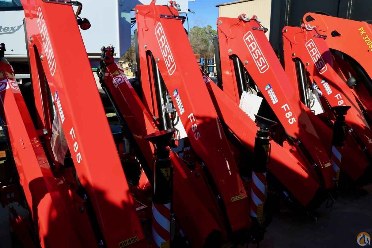 New 2017 Fassi F85B.0 active knuckle boom crane (unmounted)