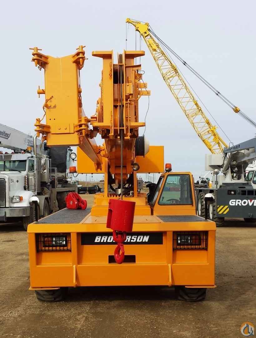 2010 Broderson IC-200-3G