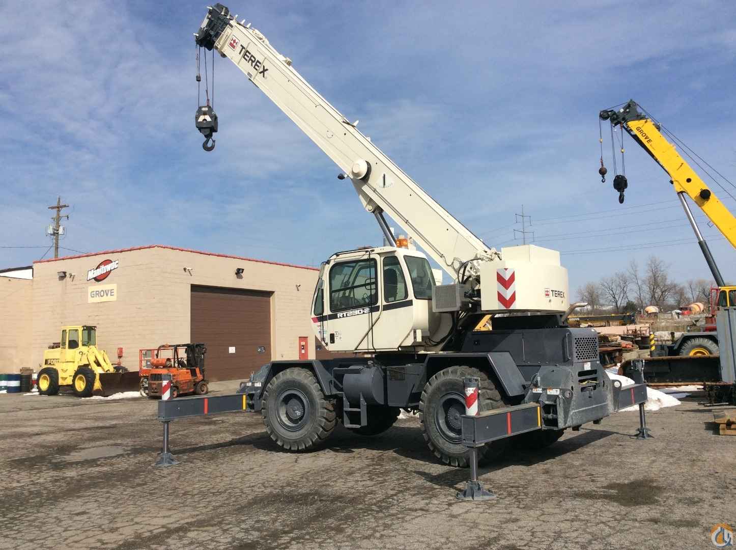 2013 Terex RT230