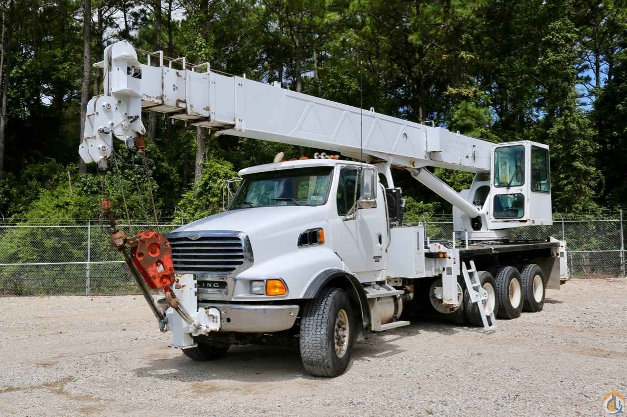 Used Altec AC38-127S-WS mounted to 2008 Sterling LT7500 chassis