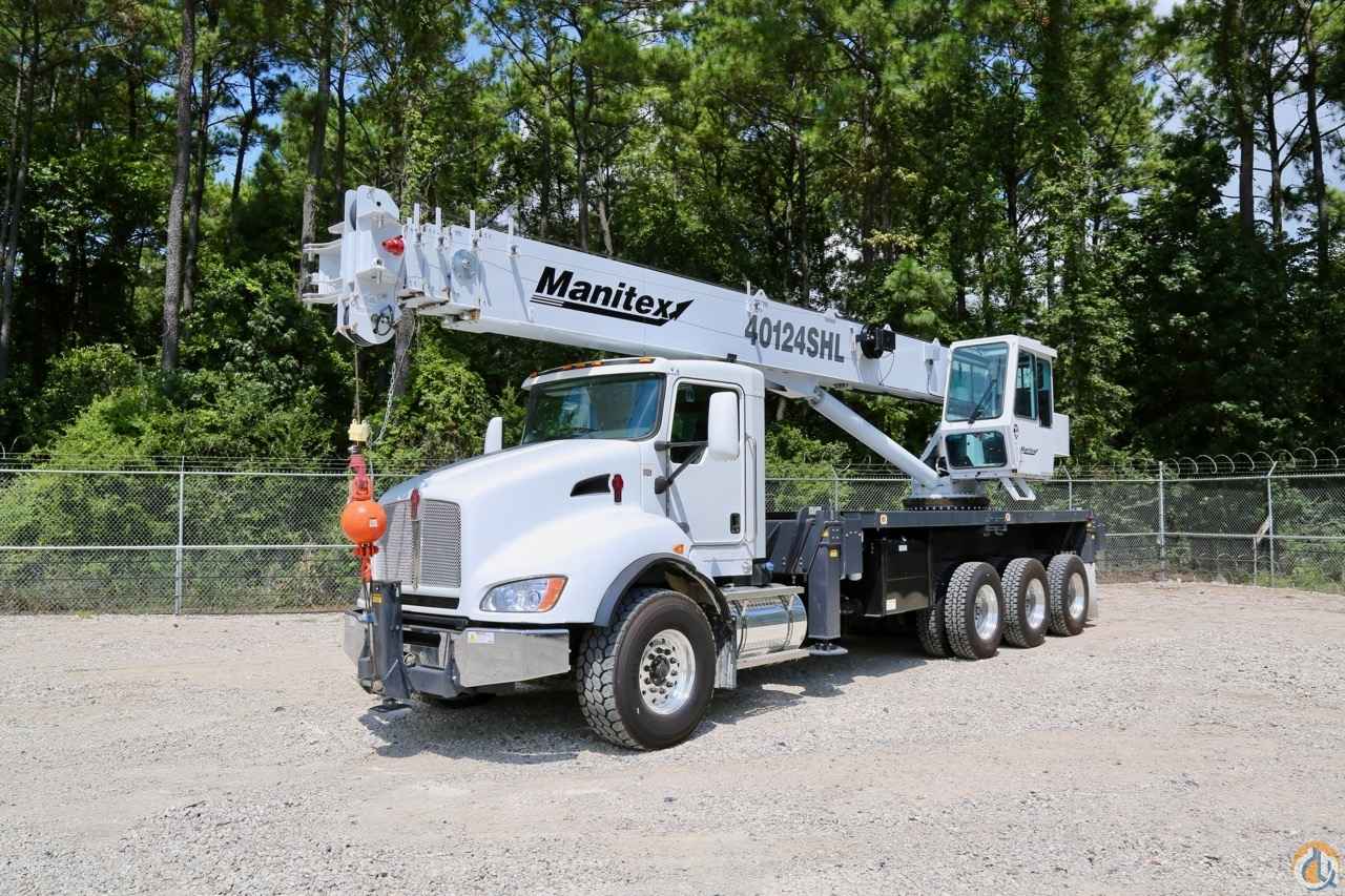 New Manitex 40124SHL 40-ton boom truck mounted to 2018 Kenworth T440 chassis