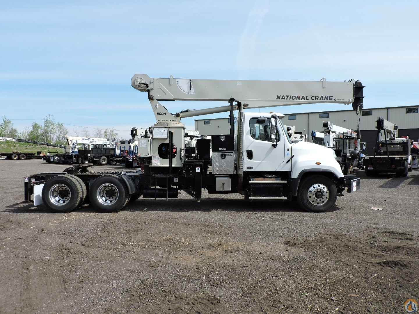 National Crane 680HTM, 2018 Freightliner 114SD