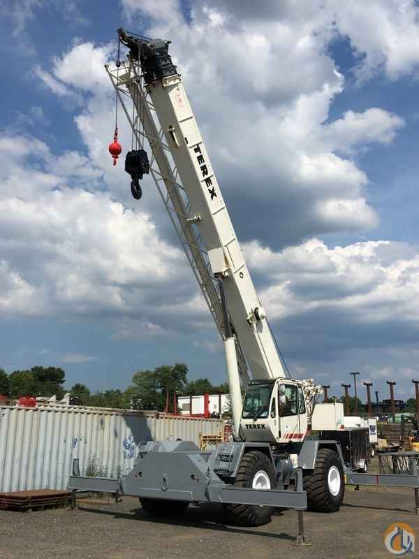 2001 TEREX RT555
