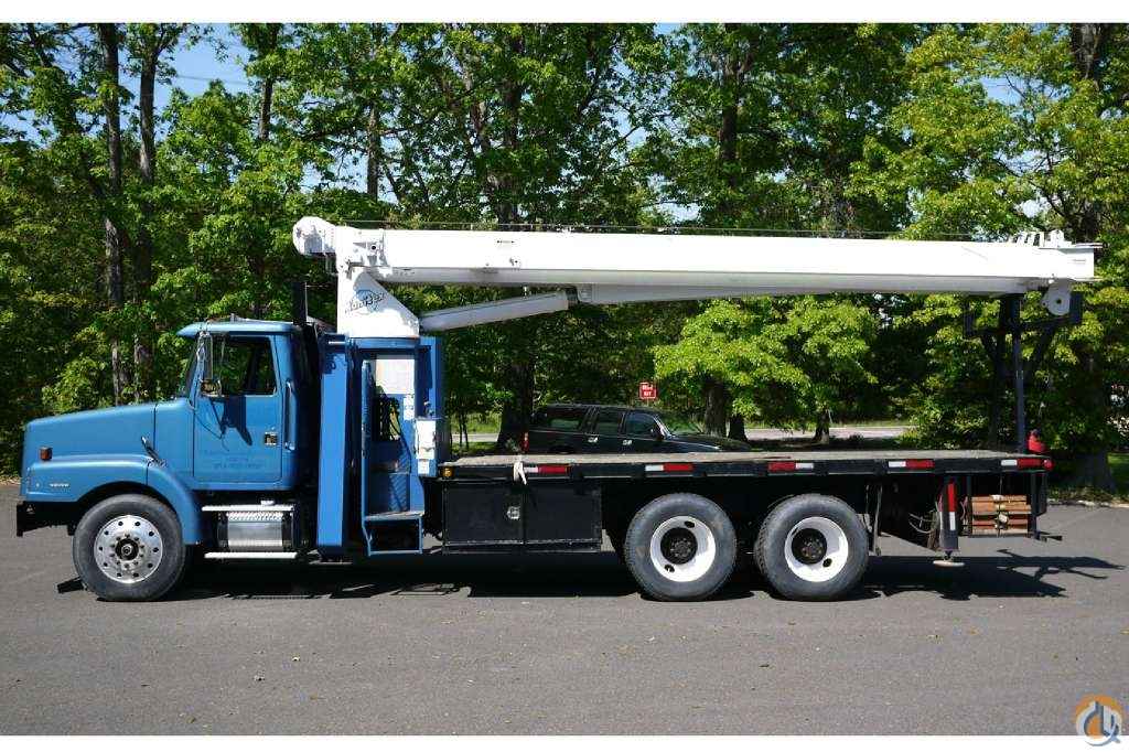 1997 MANITEX 2284 8897