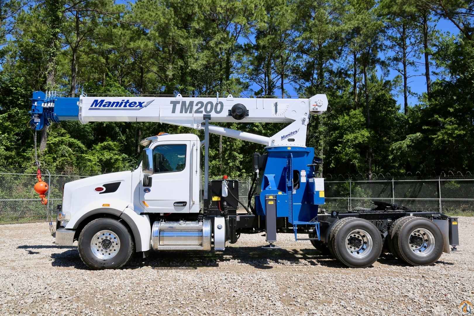 2017 Manitex 2085 T