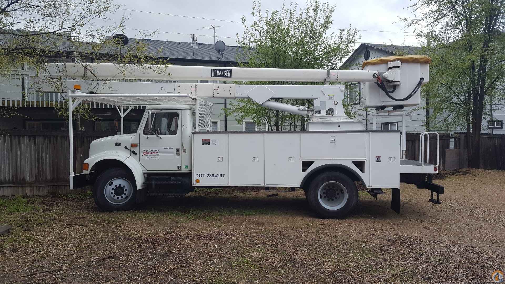 2007 INTERNATIONAL 4300 BUCKET TRUCK - BOOM TRUCK