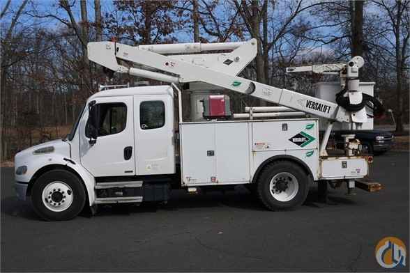 2009 FREIGHTLINER M2-106