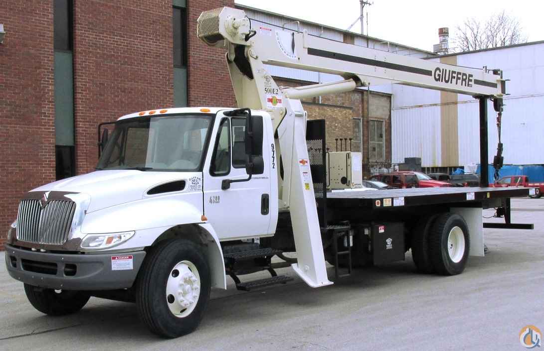 CLEAN USED 18 TON NATIONAL - LOW USAGE!!