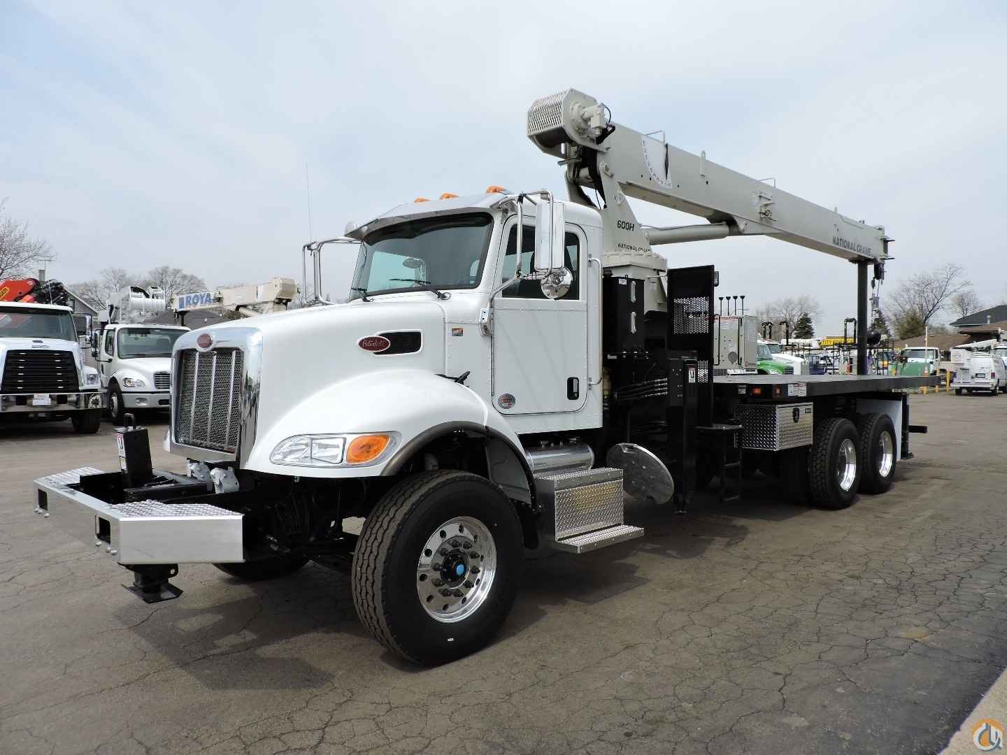 National Crane 690H, 2018 Peterbilt 348