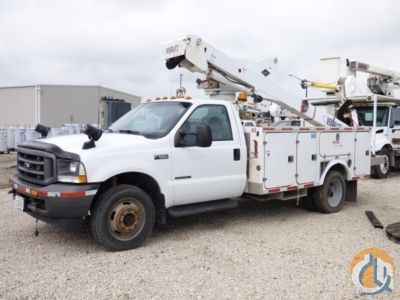 2002 Versalift VST240