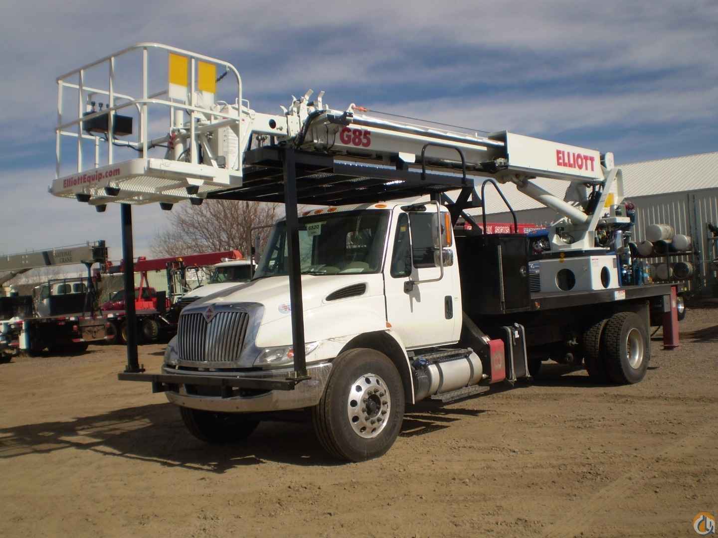 New Elliott HiReach G85R mounted to 2016 International 4300