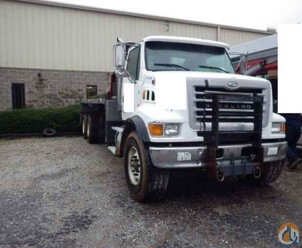 2007 Manitex 38124 Boom with 2007 Sterling LT7500